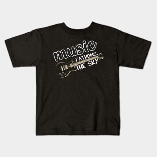 Music makes me cry Kids T-Shirt